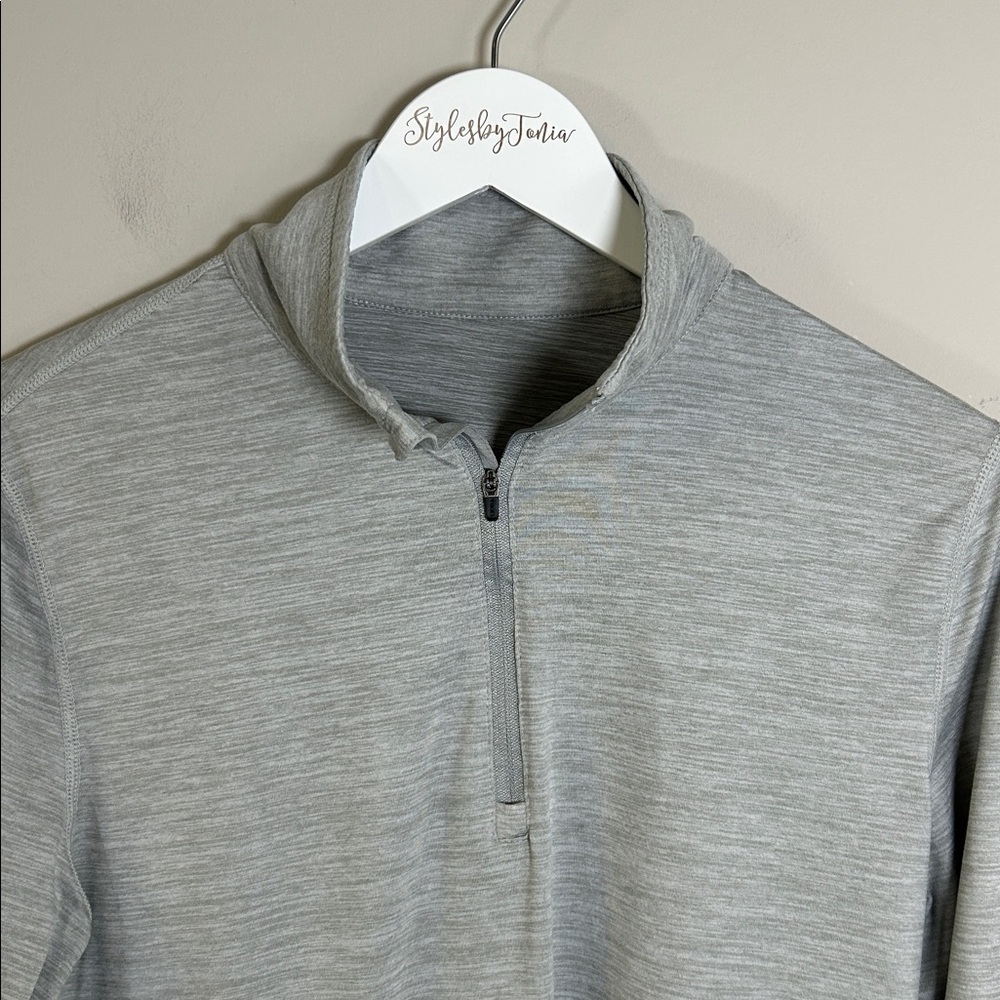 Vuori Ease Performance Half Zip Top Light Grey Lo… - image 4